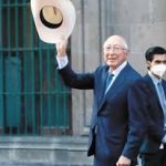 Embajador de USA, Ken Salazar evidencia al gobierno de México y muestra carta sobre la detención del ‘Mayo’ Zambada enviada a la FGR